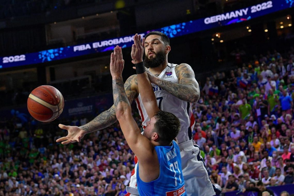 Slovenci v osmini finala košarkarskega EP z Belgijo