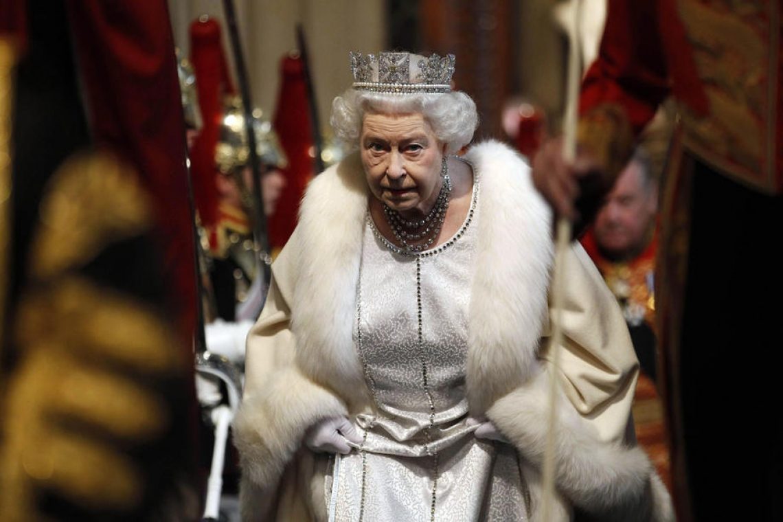 Elizabeta II., simbol Združenega kraljestva, ki ga ni več