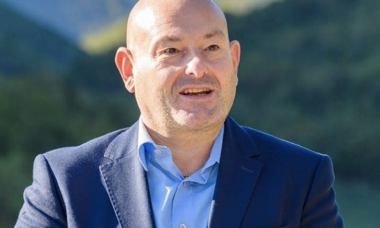 Novogoriški županski kandidat SD Tomaž Horvat za reševanje težav v dogovoru z ljudmi