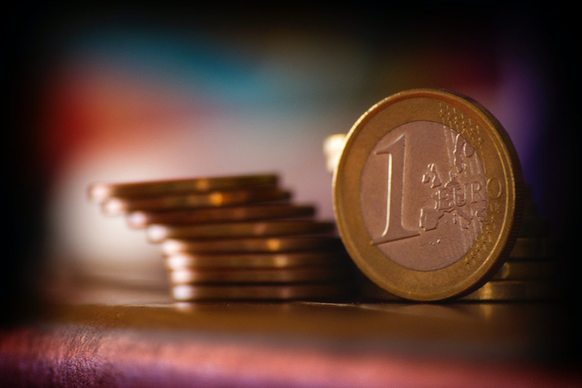 Del sindikatov javnega sektorja februarja napoveduje protestni shod