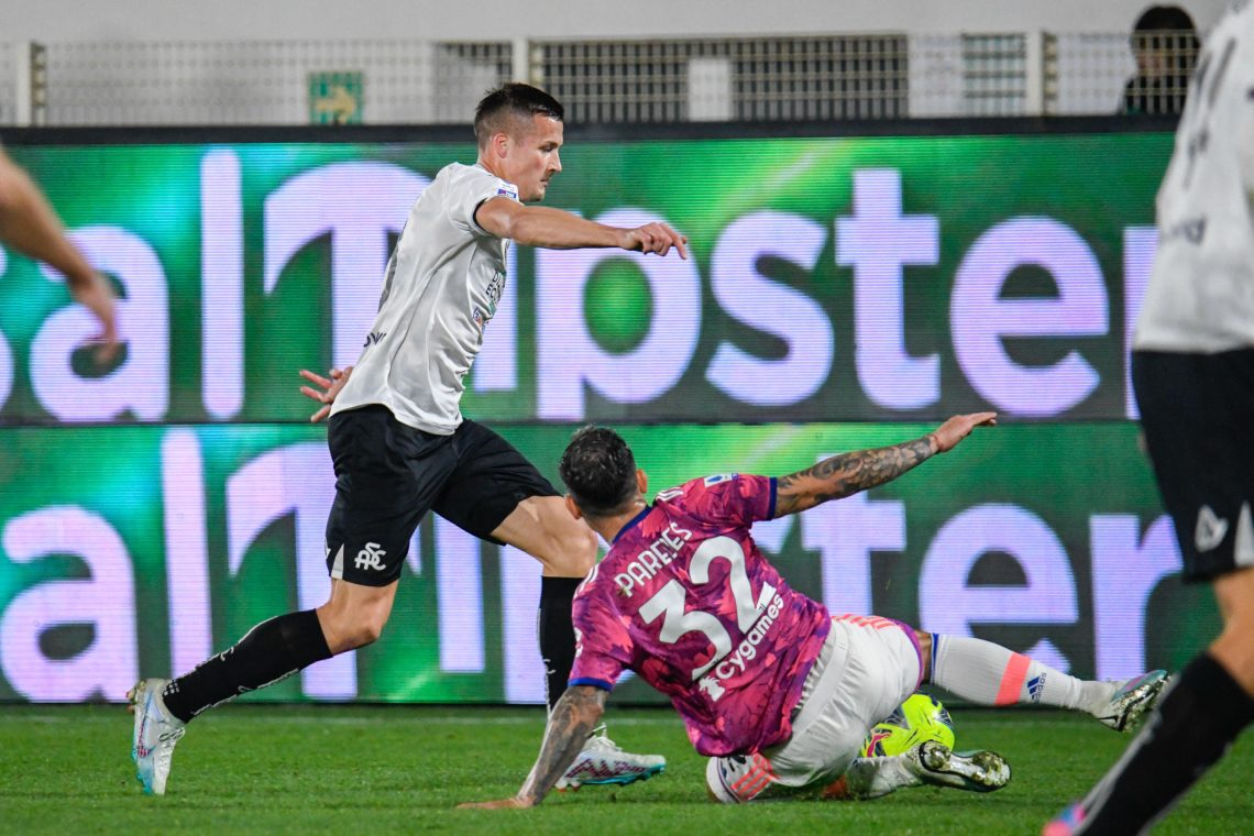 Danes poraza in remi Slovencev v Italiji