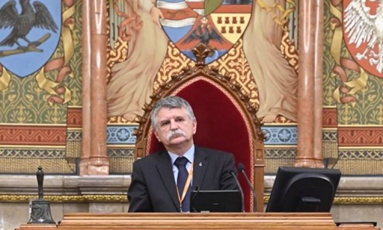 Predsednik madžarskega parlamenta na uradnem obisku v Sloveniji