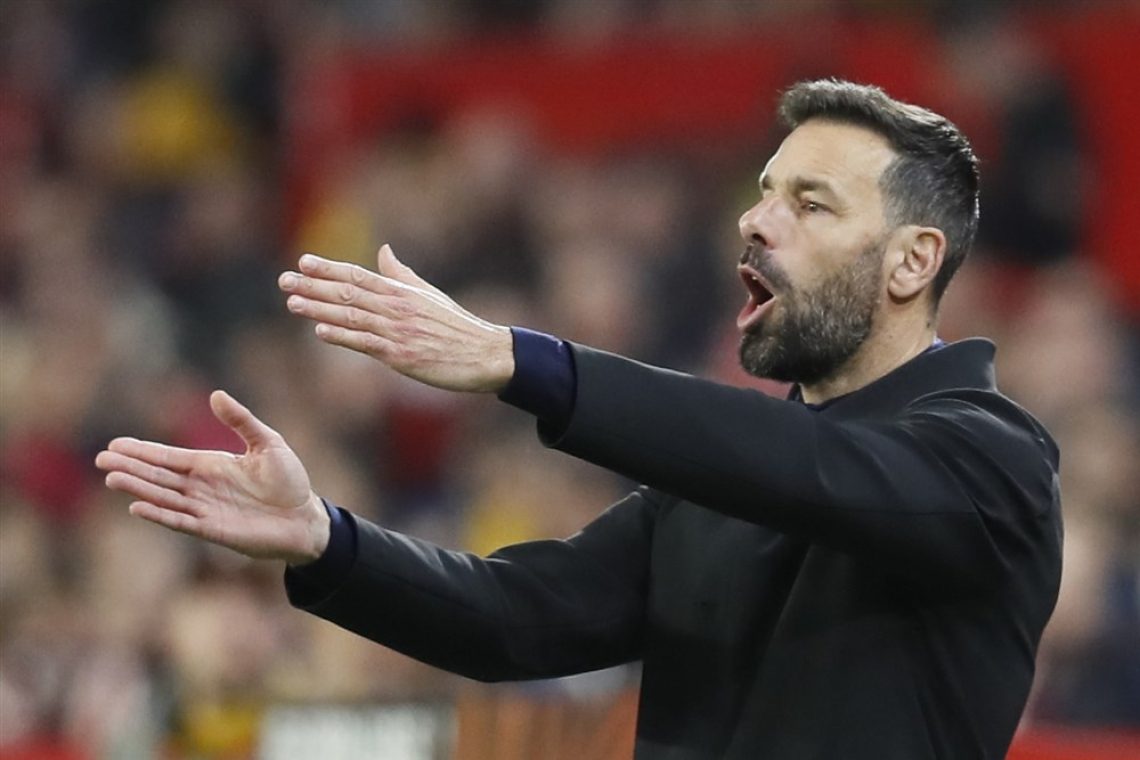 Van Nistelrooy krog pred koncem prvenstva zapustil PSV