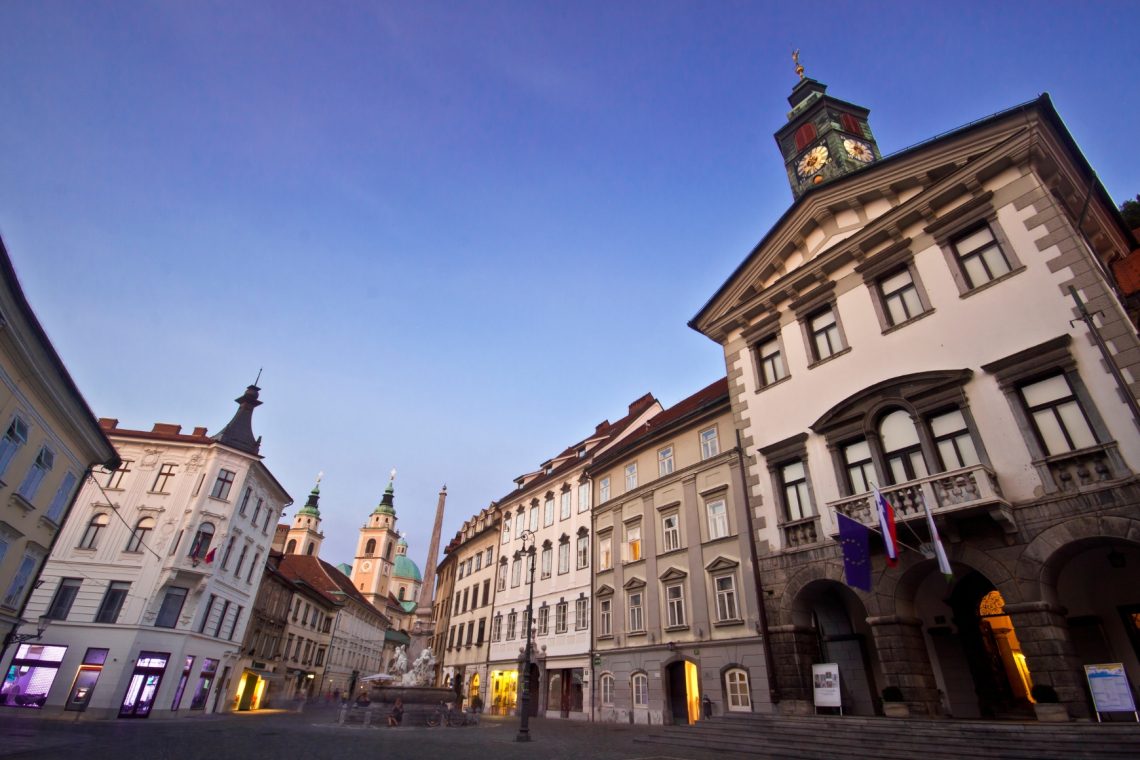Skupnost občin Slovenije želi slišati stališča odločevalcev o predlogu omejitve županskih mandatov