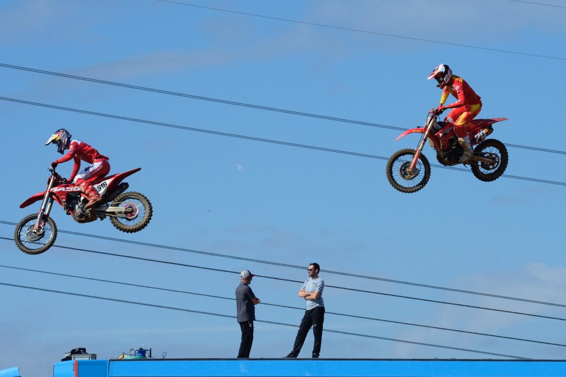 Pancar šesti v Nemčiji, v MXGP padec Herlingsa