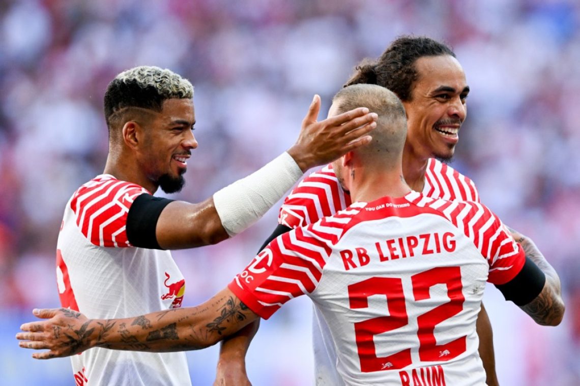 Šeškov in Kamplov Leipzig pod vrh, Dortmund ob koncu do zmage