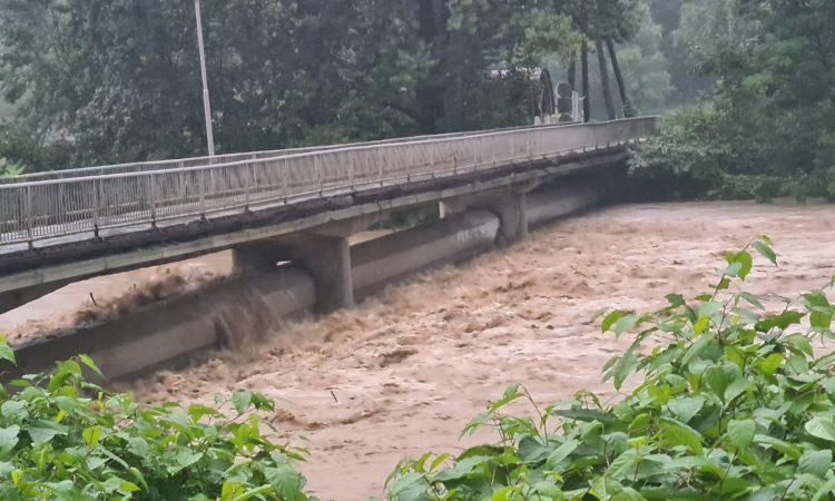 Kranj računa na pomoč države pri ureditvi mostu pri Planiki 