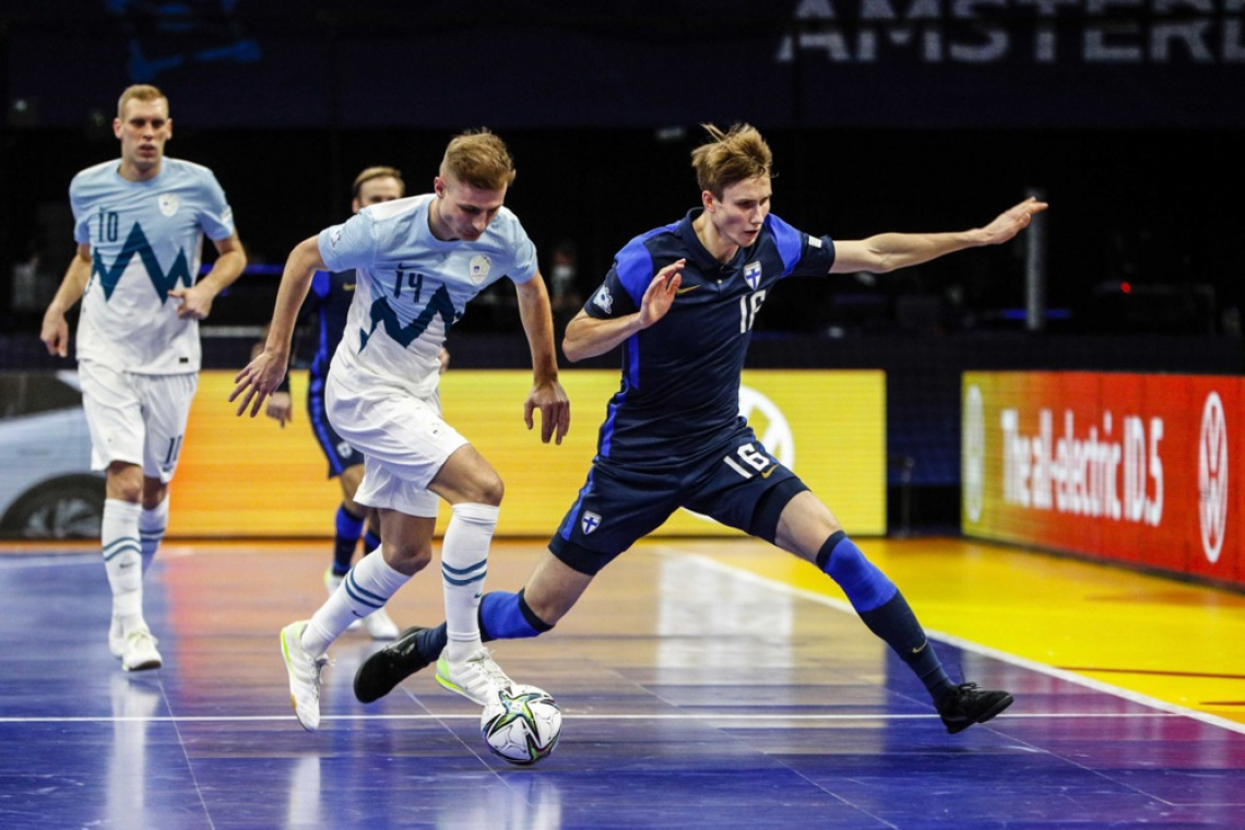 Slovenska futsalska vrsta s porazom iz Španije