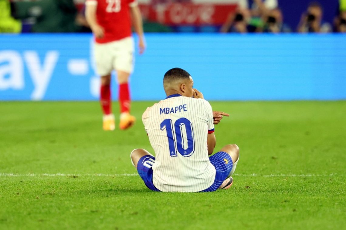 Mbappe pred tekmo z Nizozemsko le delno treniral