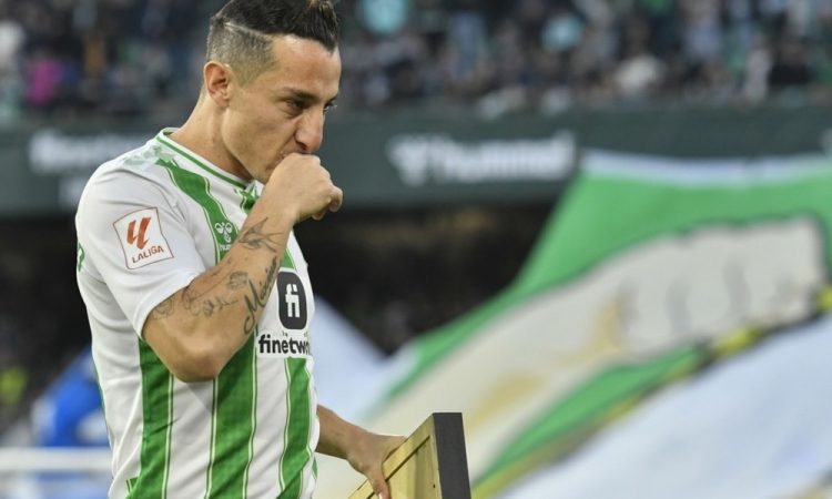 Andrés Guardado se poslavlja od profesionalnega nogometa 