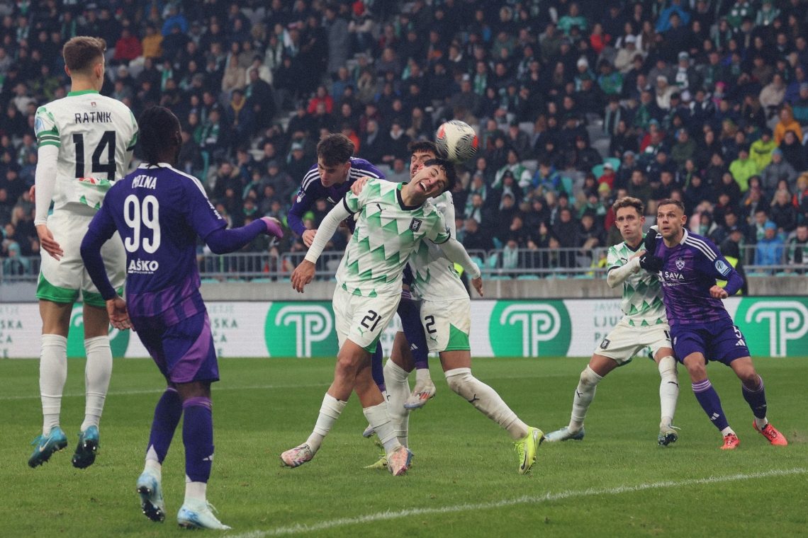 Večni nogometni derbi med Olimpijo in Mariborom brez golov