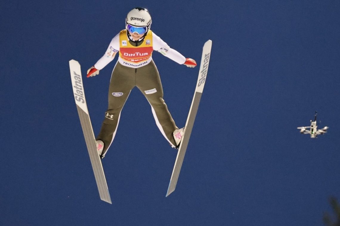 Jurij Tepeš določil ekipo smučarskih skakalk za Lillehammer