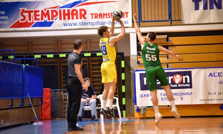 Košarkarji Krke so premagali GGD Šenčur s 86:72