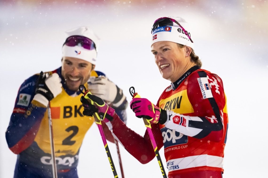 Norvežan Johannes Hoesflot Klaebo je zmagovalec šeste tekme novoletne turneje 