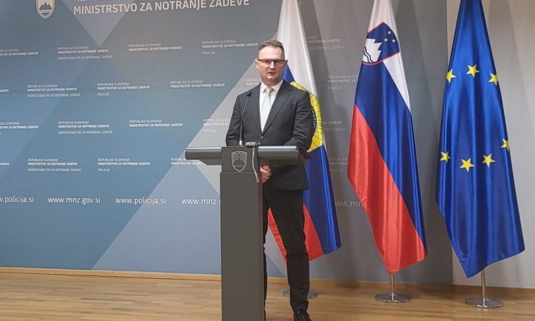 V. d. generalnega direktorja policije Petrič cilja tudi na polni mandat na čelu policije