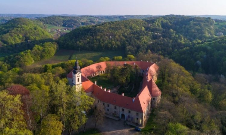 Za zaščito kulturnih spomenikov namenjenih 11,5 milijona evrov