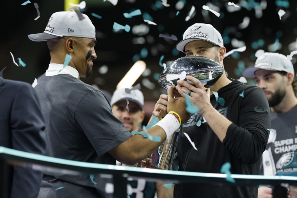 Prepričljivo slavje Philadelphie v 59. super bowlu