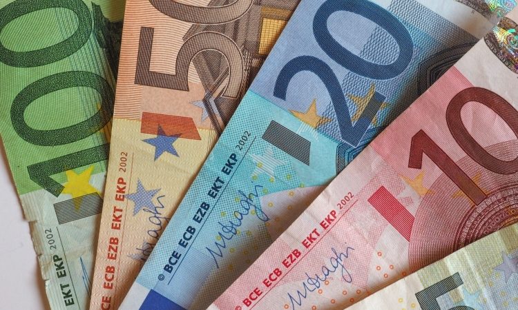 Olimpiji nekaj več, Mariboru nekaj manj kot 1000 evrov kazni