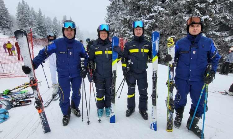 Slovenski in hrvaški policisti skupaj za varnost na smučiščih