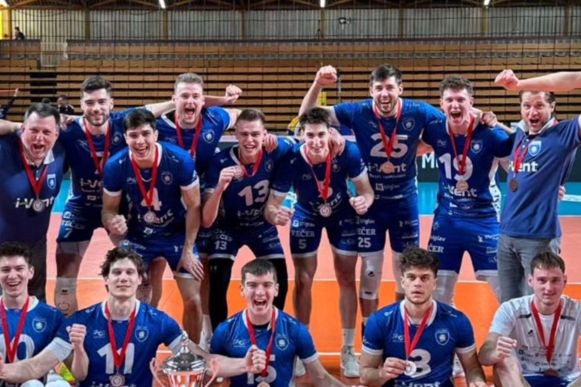 Mariborčani gladko do tretjega mesta