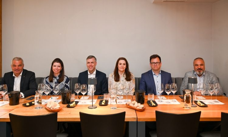 Dušan Teropšič izbran za Županovo vino 2025