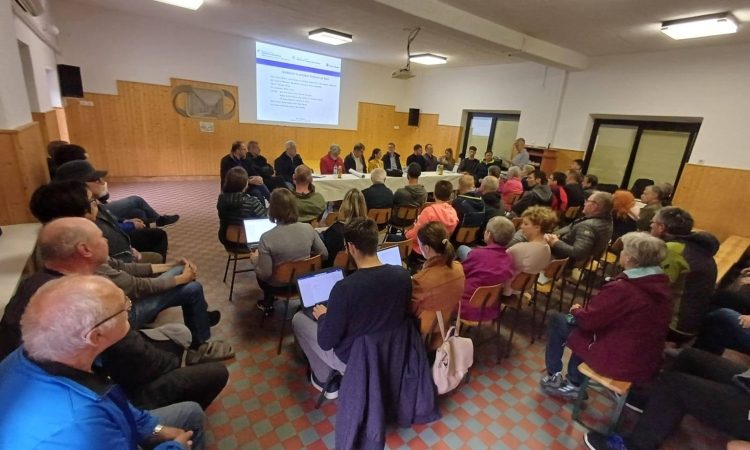 Grahovo ob Bači do septembra z novo fazo zaščitnih ukrepov in državno pomočjo za sanacijo objektov