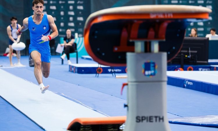 Beno, Lucija in Zala z izvrstnimi nastopi do nedeljskega finala v Kopru
