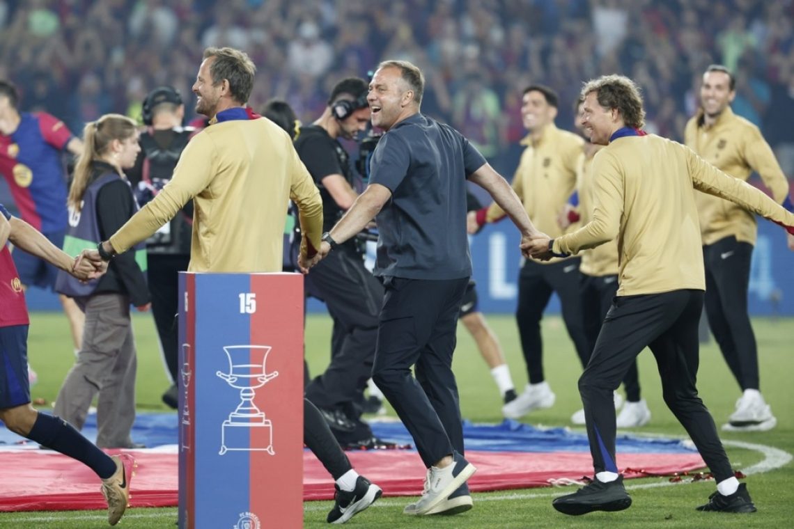 Flick še vsaj dve leti ostaja v Barceloni