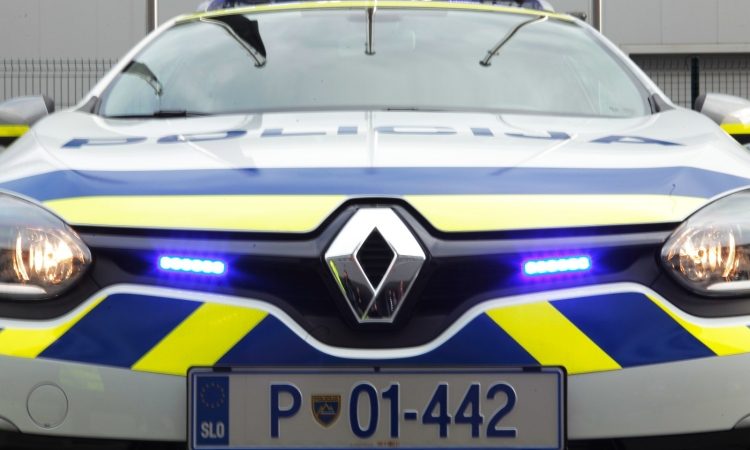 Na gasilski veselici v Ribnici napadli župana in policistko