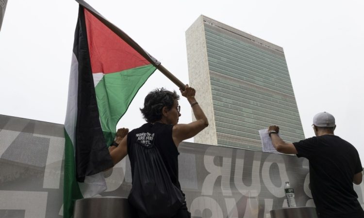 Hamas zavrača razorožitev in ostaja največja ovira za premirje v Gazi