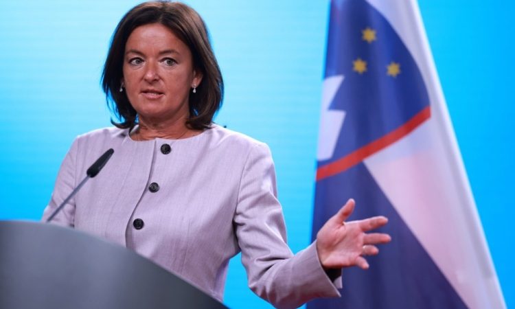 Fajon opozorila na šibko vlogo Evrope v svetu